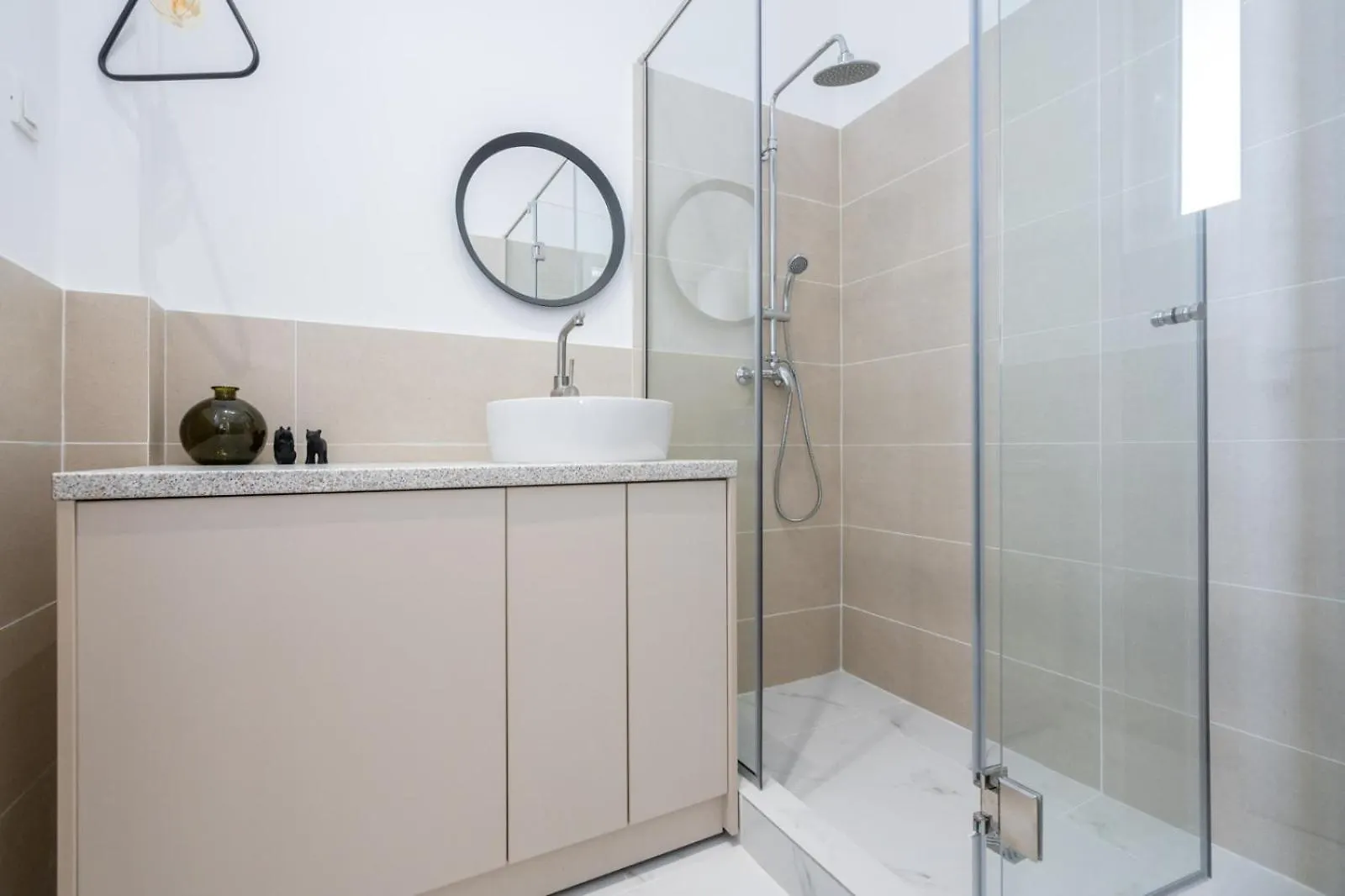 בוקרשט Glamorous Design Apartament In Calea Victoriei