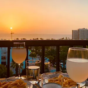 https://las-americas-ocean-view.in-canary-islands.com