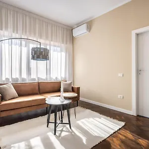 Elegant Two Bedrooms Bucarest