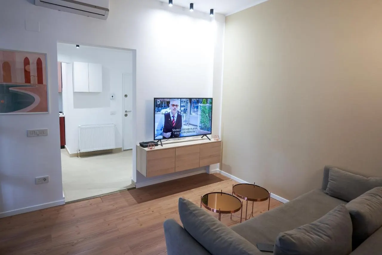 Daire Glamorous Design Apartament In Calea Victoriei Bükreş